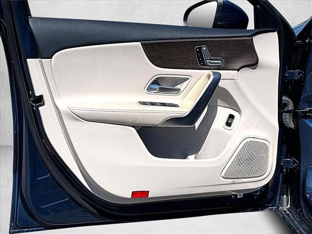 Used 2020 Mercedes-Benz A 220 image 17