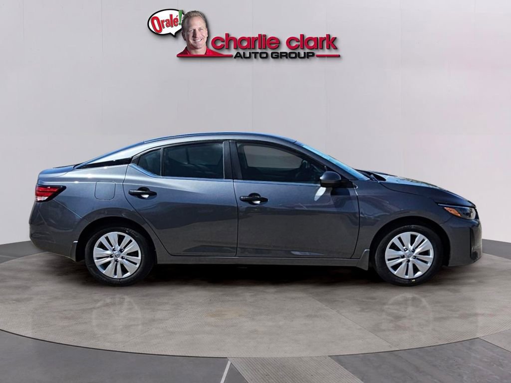 Used 2025 Nissan Sentra S image 7