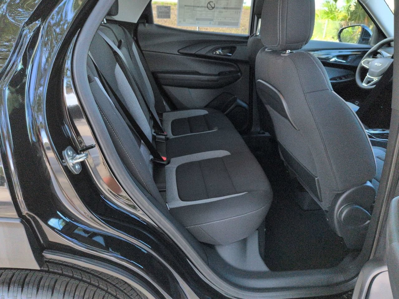 New 2026 Chevrolet TrailBlazer LT w/ Convenience Package FWD image 25