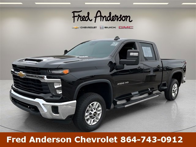 Used 2024 Chevrolet Silverado 2500 LT video 1