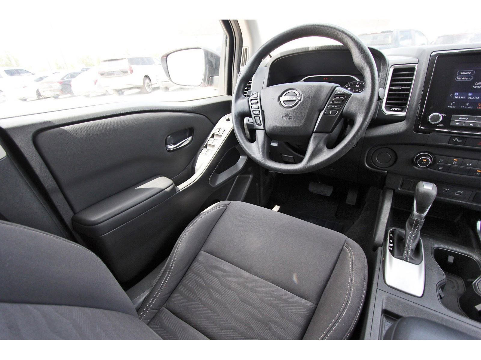 Used 2023 Nissan Frontier SV w/ Technology Package image 11