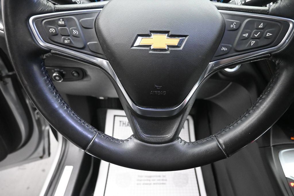 Used 2018 Chevrolet Equinox Premier FWD image 19