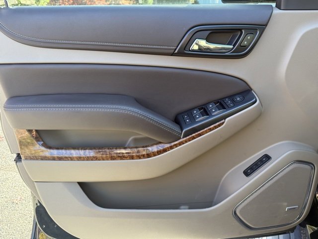 Used 2020 Chevrolet Suburban Premier image 9