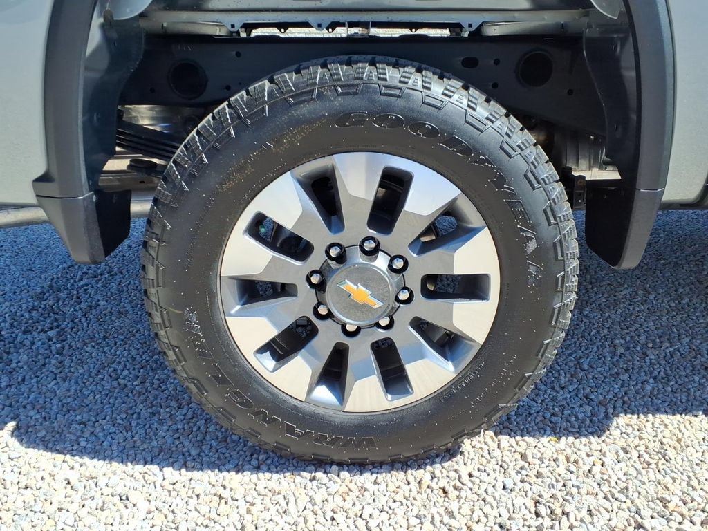 New 2026 Chevrolet Silverado 2500 Custom w/ Custom Value Package AWD/4WD image 11