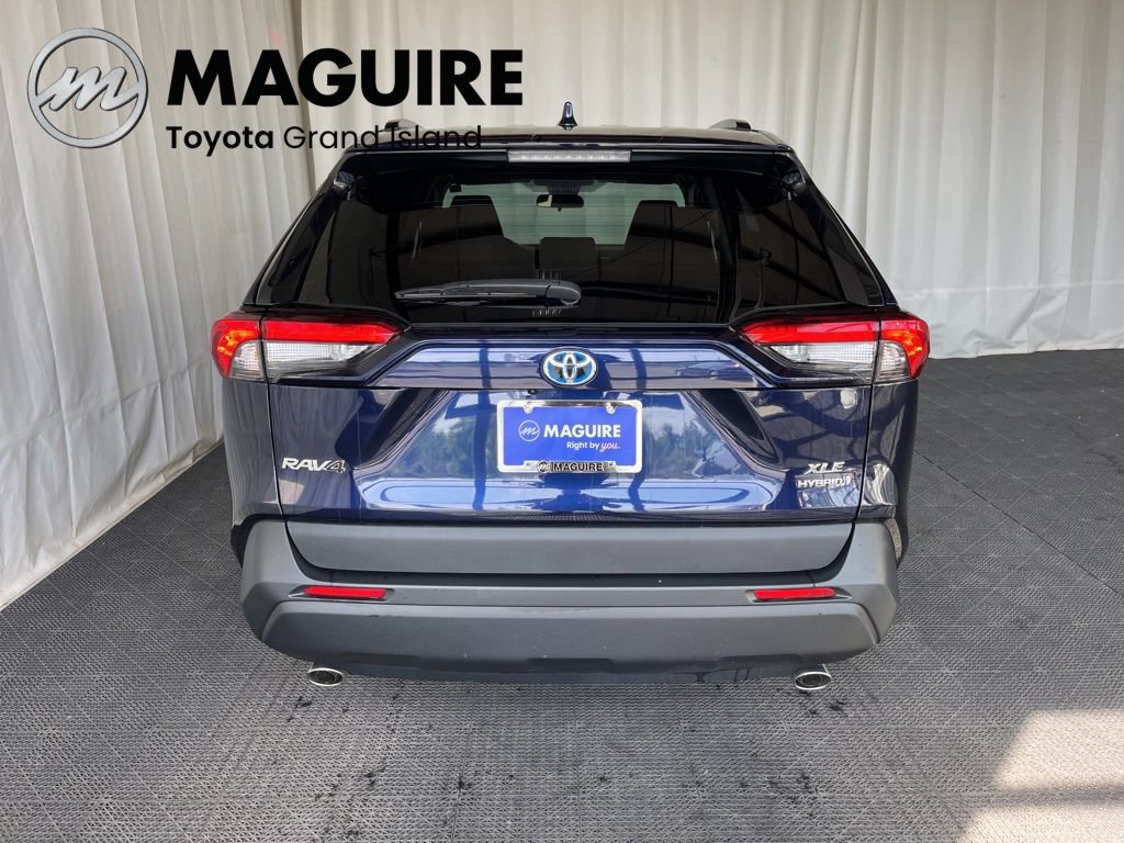 Used 2024 Toyota RAV4 XLE AWD/4WD image 30