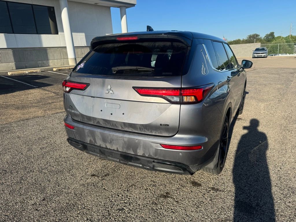 Used 2023 Mitsubishi Outlander SEL Black Edition AWD/4WD image 7