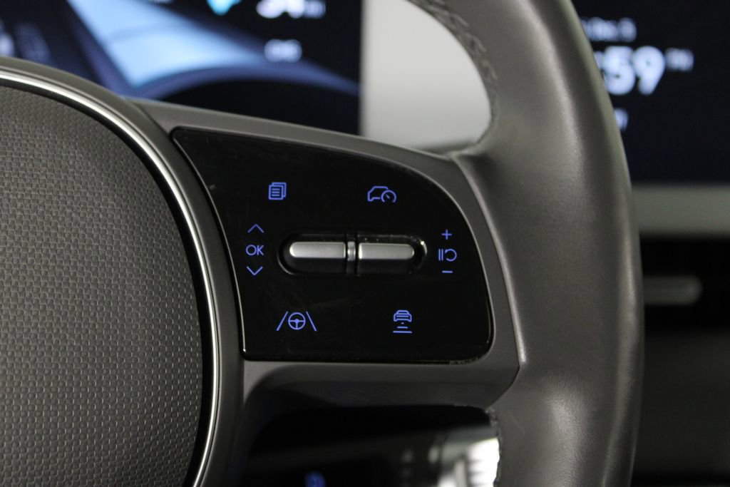 Certified 2022 Hyundai Ioniq 5 Limited w/ Cargo Package image 27