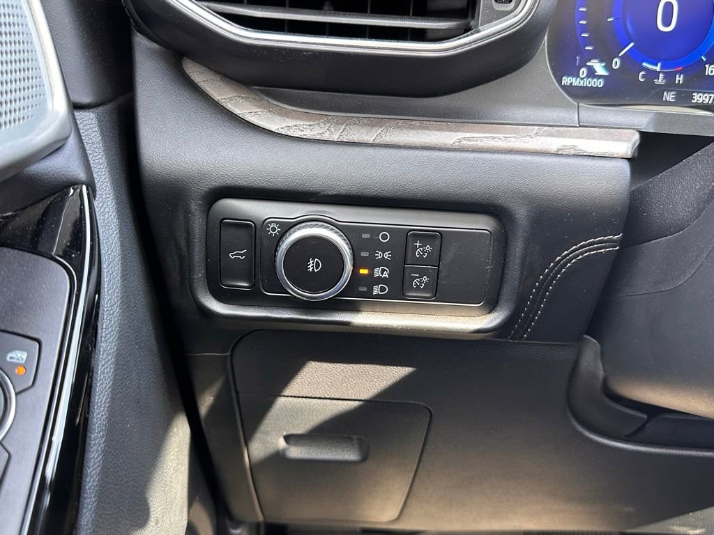 Certified 2023 Ford Explorer Platinum w/ Technology Package image 32