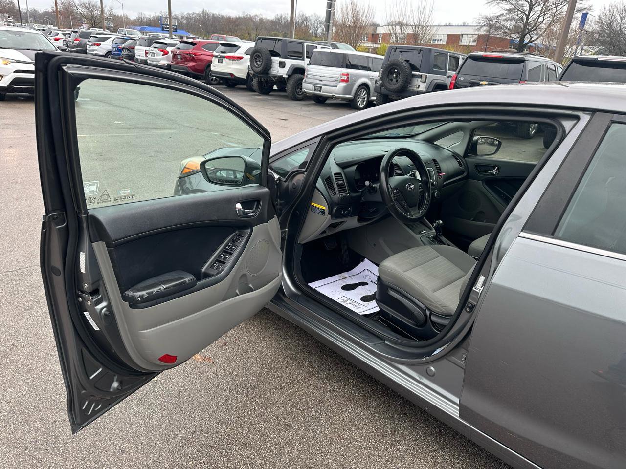 Used 2016 Kia Forte EX FWD image 15