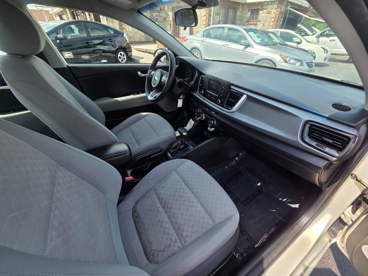 Used 2018 Kia Rio S FWD image 18