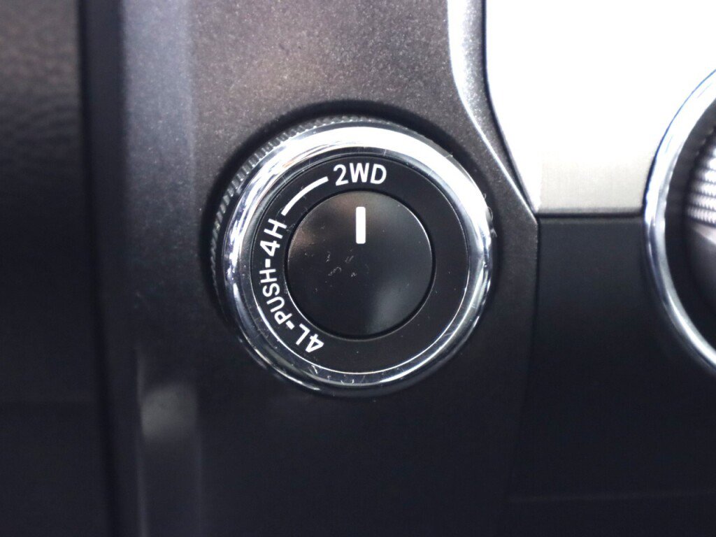 Used 2015 Toyota Tundra SR image 20