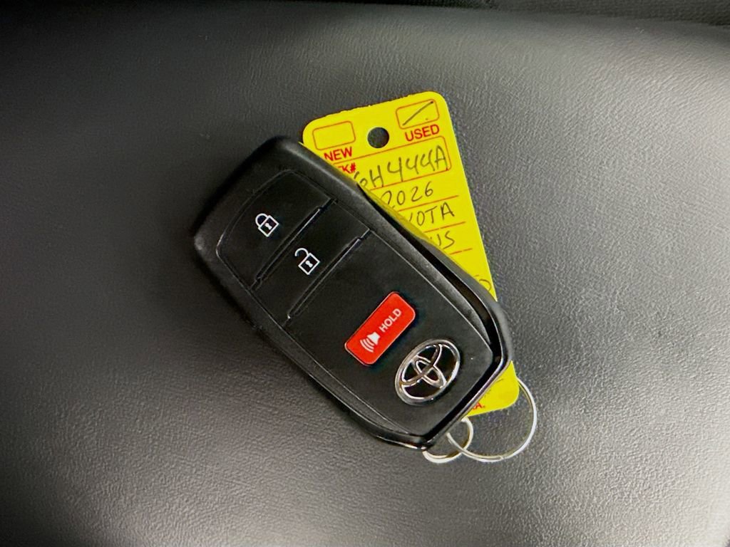 Used 2026 Toyota Prius LE AWD/4WD image 35