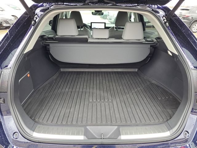 Used 2024 Toyota Venza XLE AWD/4WD image 24