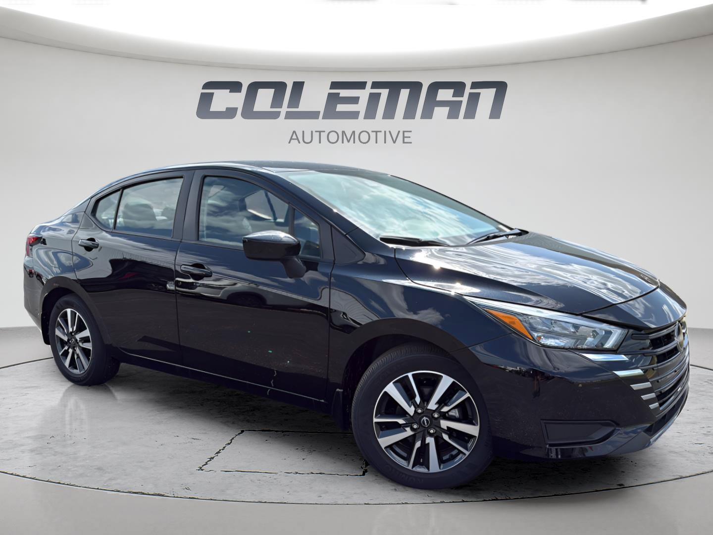 New 2025 Nissan Versa SV w/ Trunk Package FWD image 7