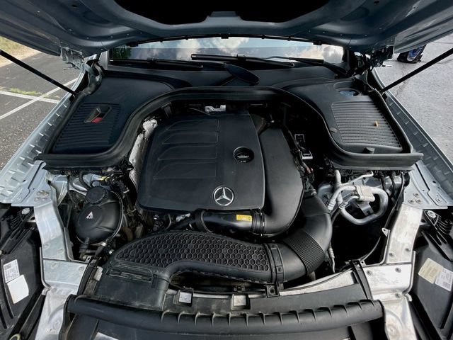 Used 2021 Mercedes-Benz GLC 300 4MATIC image 31