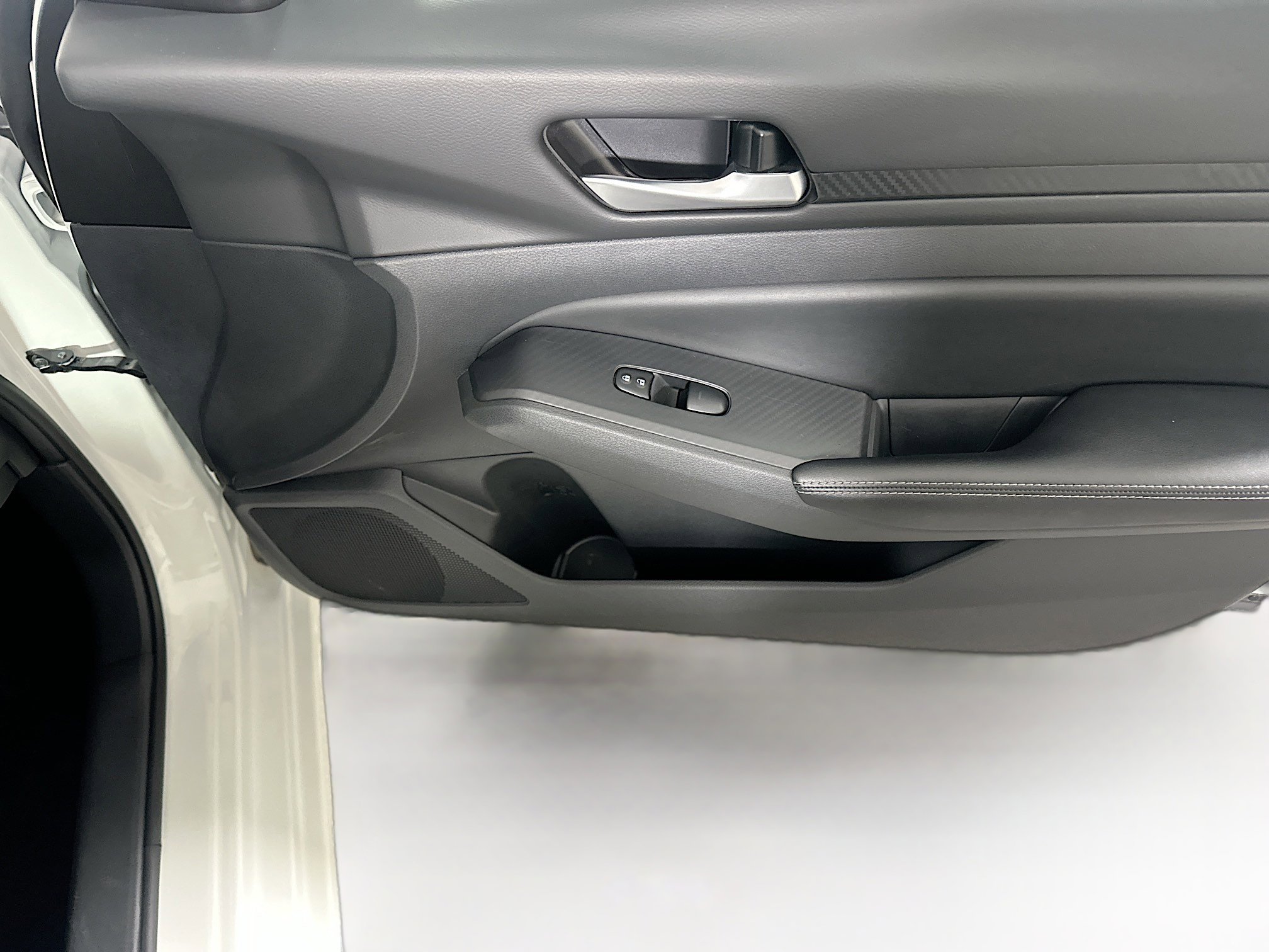 Used 2025 Nissan Altima 2.5 SV image 29