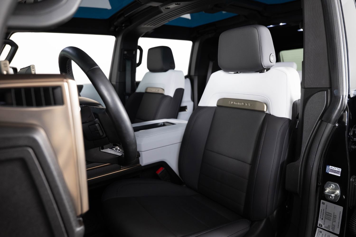Used 2025 GMC Hummer EV 2X AWD/4WD image 15