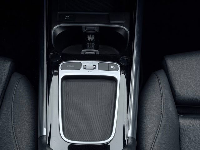 Used 2025 Mercedes-Benz GLA 250 4MATIC image 34