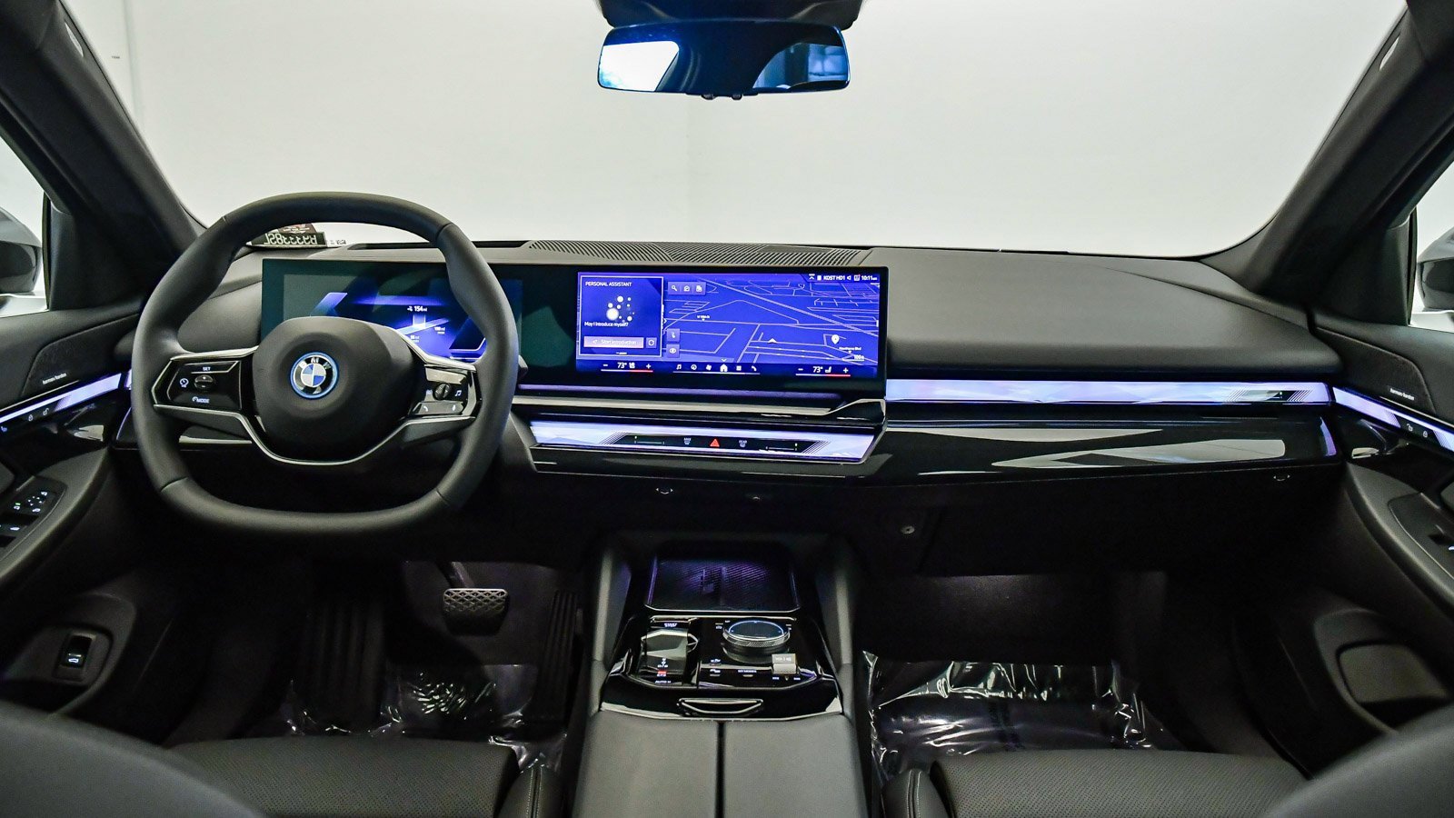 Used 2025 BMW i5 xDrive40 w/ Premium Package image 15