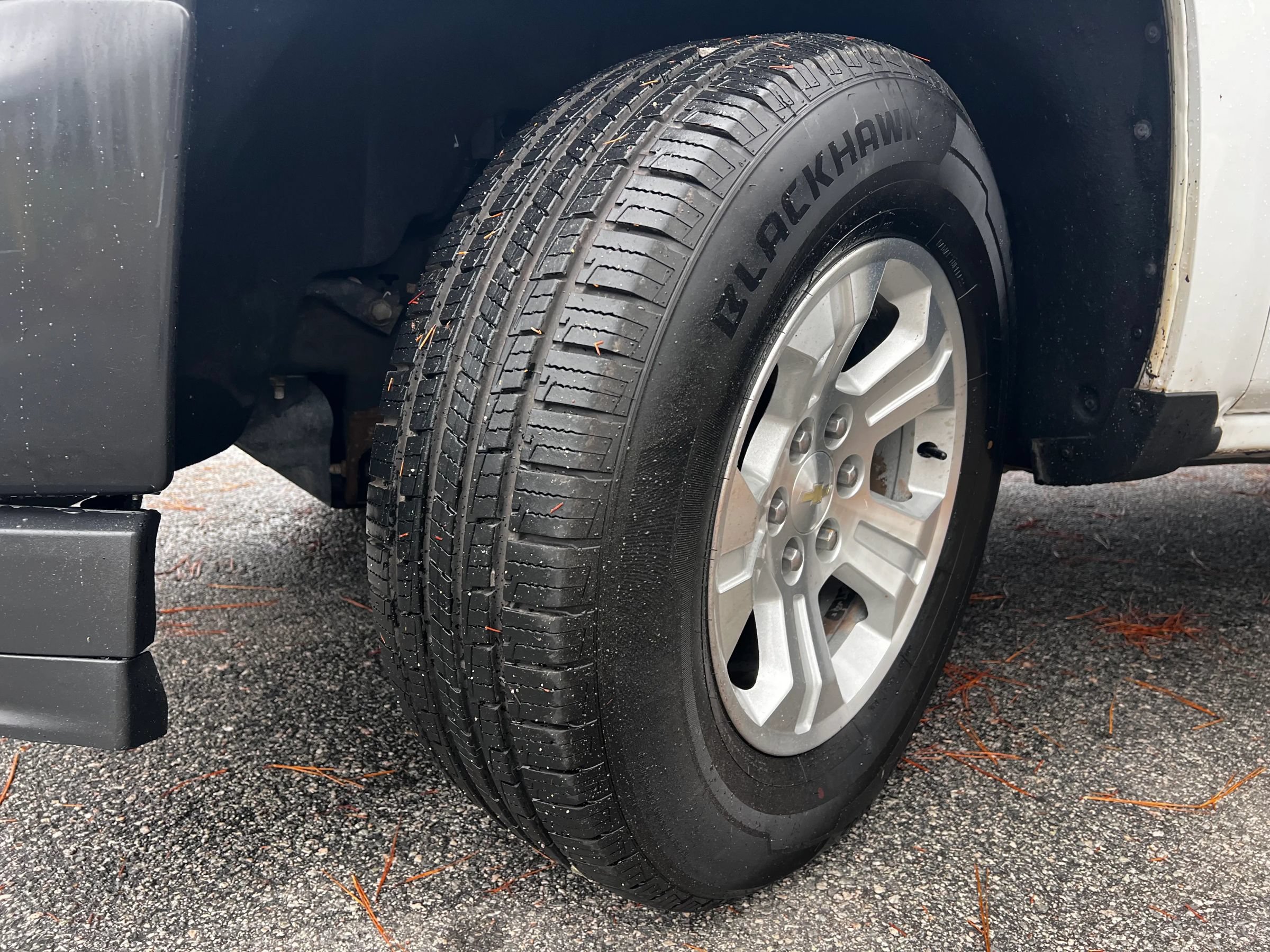 Used 2017 Chevrolet Silverado 1500 W/T RWD image 24