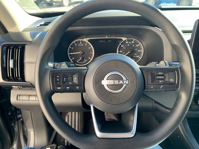 Used 2025 Nissan Pathfinder S image 26