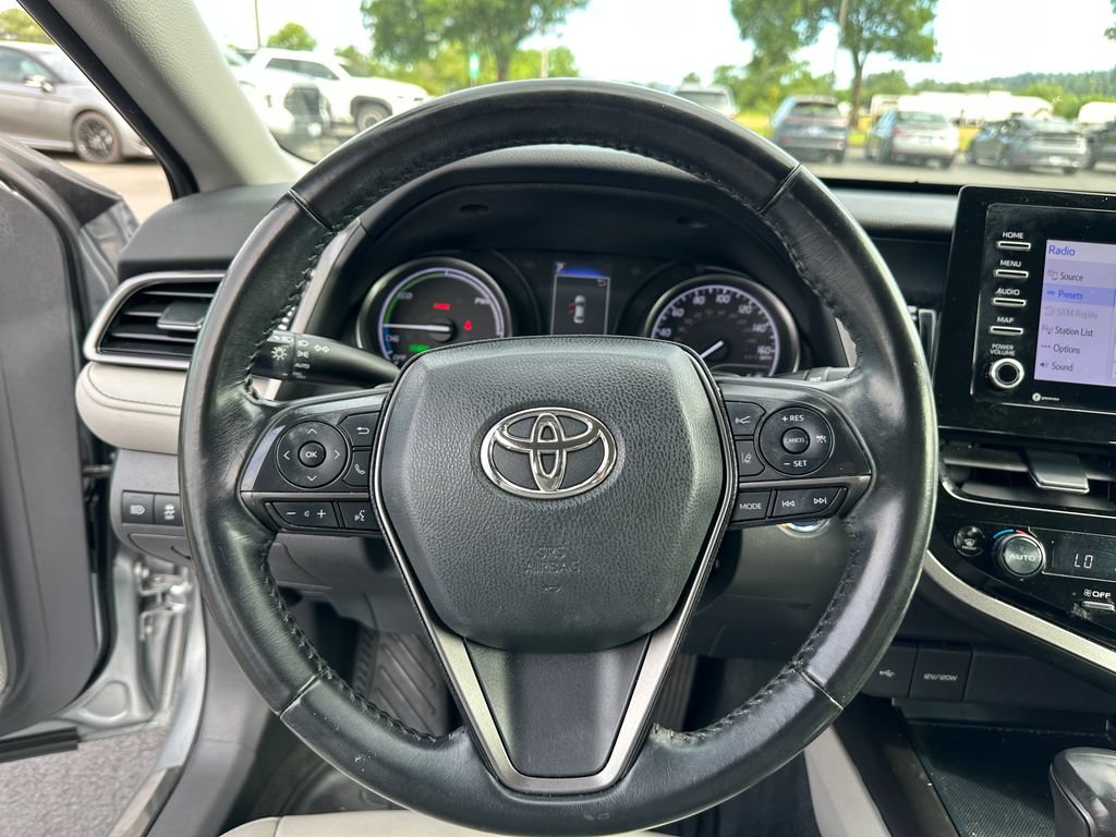 Used 2023 Toyota Camry SE FWD image 19