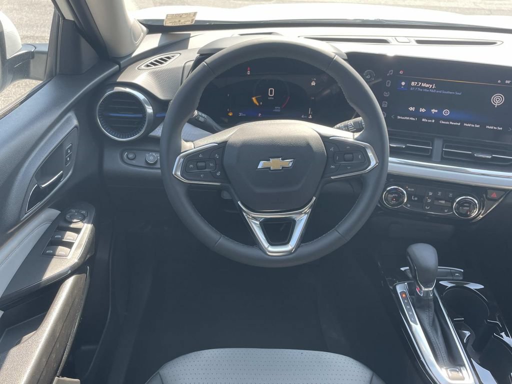 New 2026 Chevrolet Trax LT w/ Driver Confidence Package FWD image 12