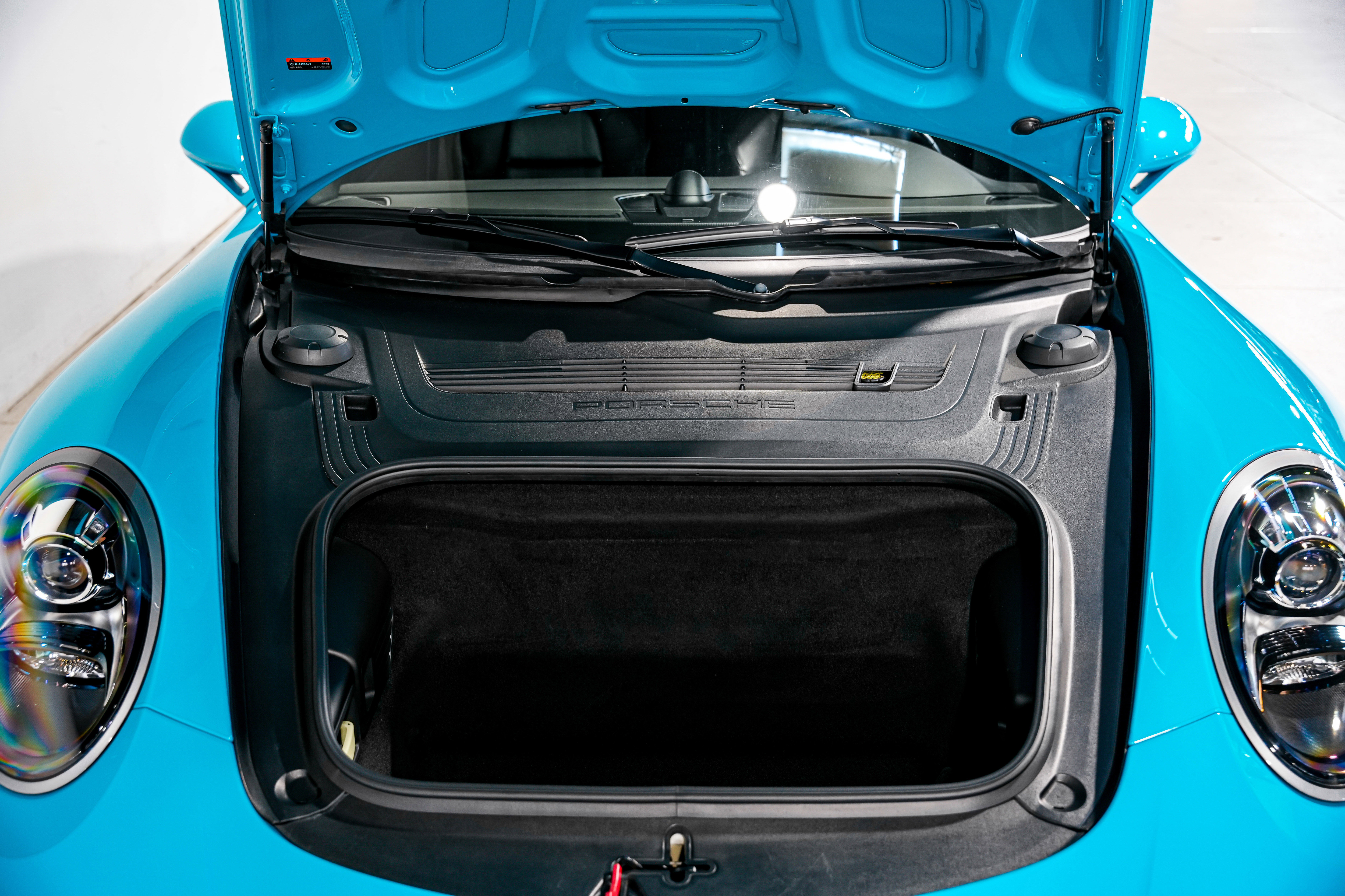 Used 2018 Porsche 911 Carrera 4S image 42