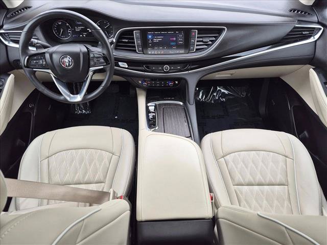 Used 2023 Buick Enclave Avenir w/ Avenir Technology Package AWD/4WD image 19