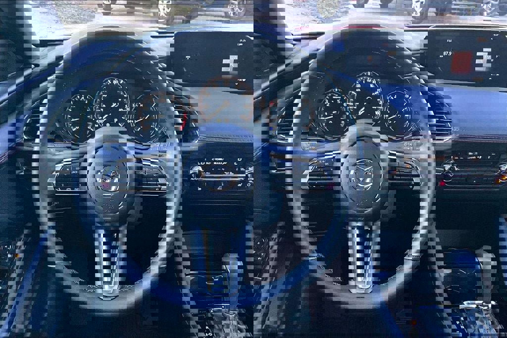 Used 2025 MAZDA MAZDA3 Carbon image 4