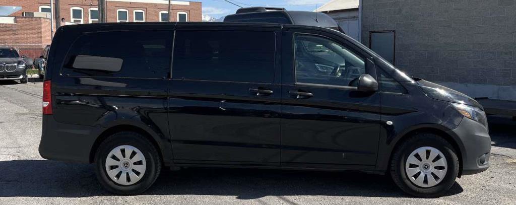 Used 2023 Mercedes-Benz Metris Passenger image 1