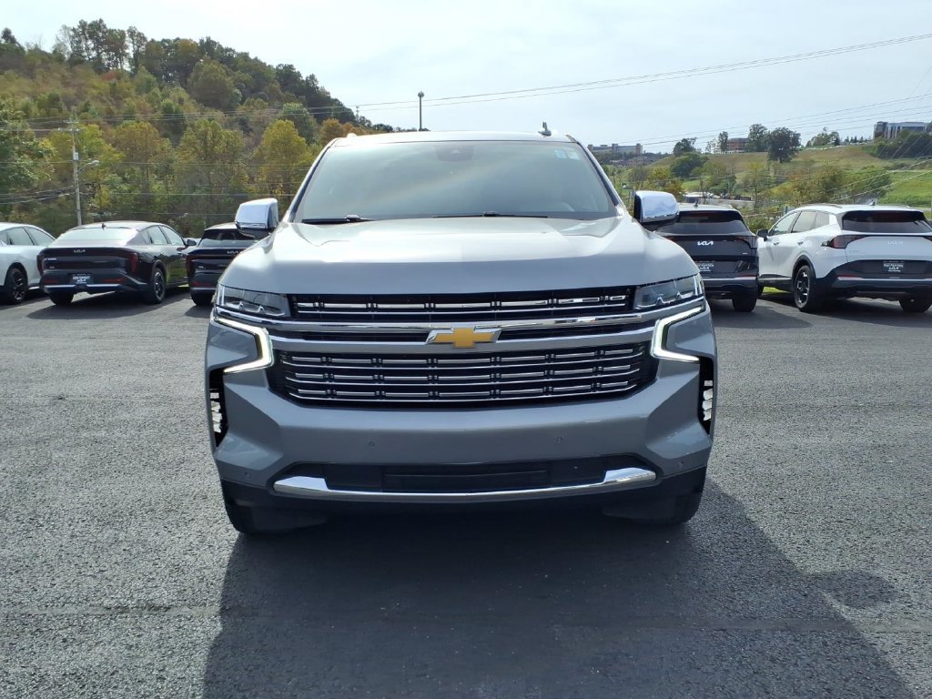 Used 2023 Chevrolet Tahoe Premier AWD/4WD image 4