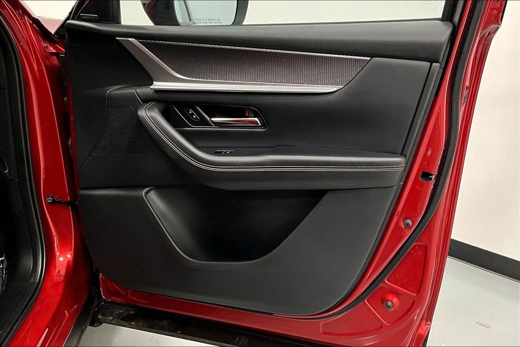 Used 2025 MAZDA CX-70 Plug-In Hybrid w/ Premium Pkg image 23