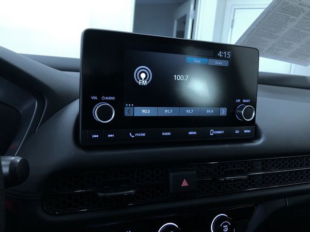 Used 2025 Honda HR-V LX image 27