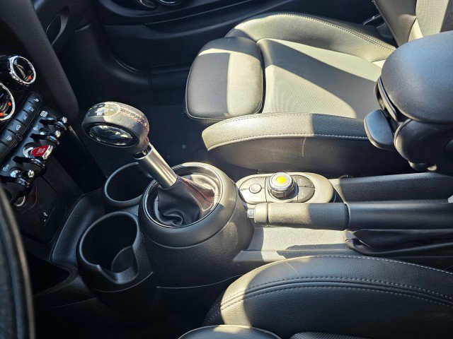 Used 2019 MINI Cooper S w/ Premium Package FWD image 27