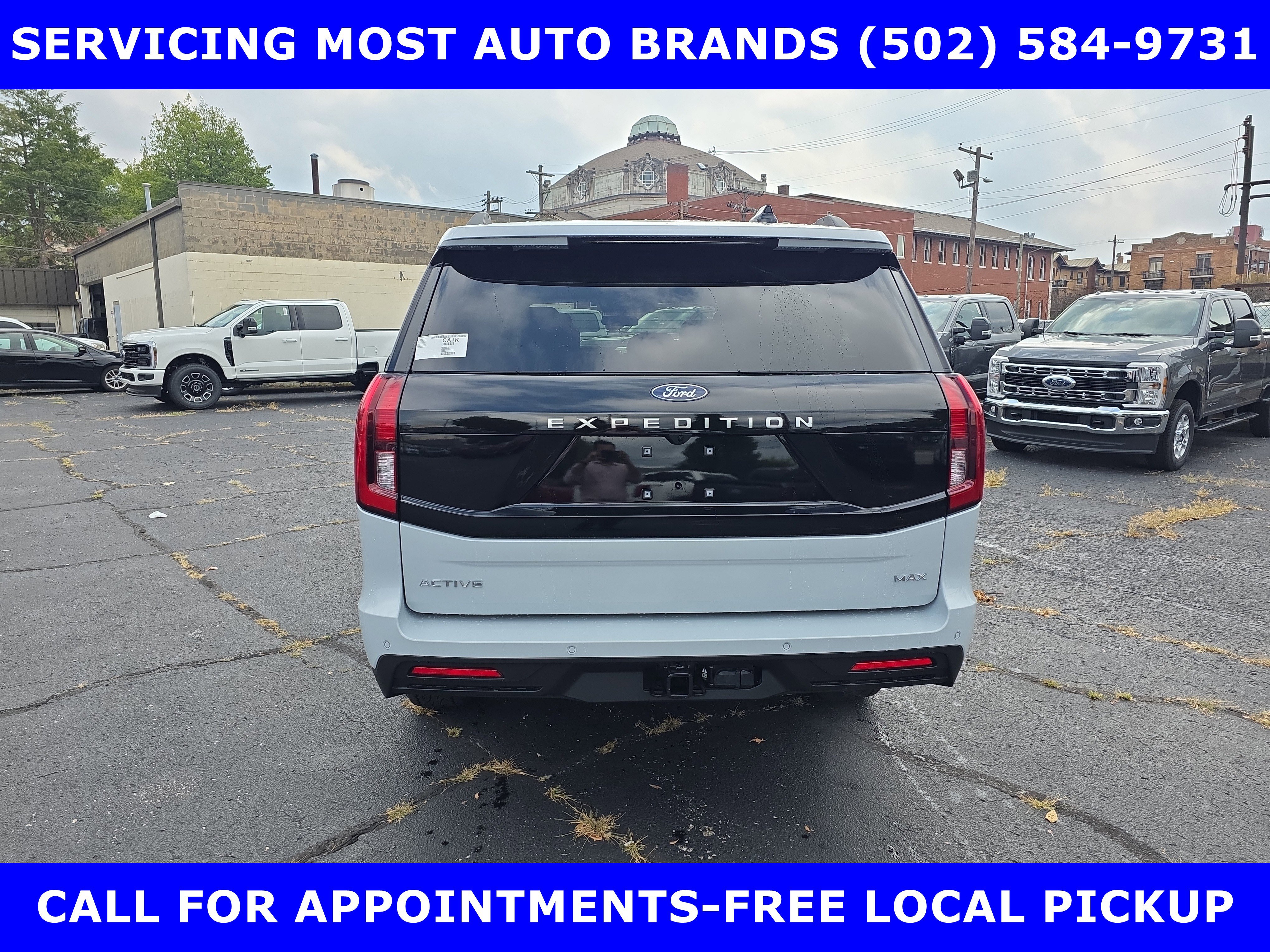 New 2025 Ford Expedition Max Active image 3