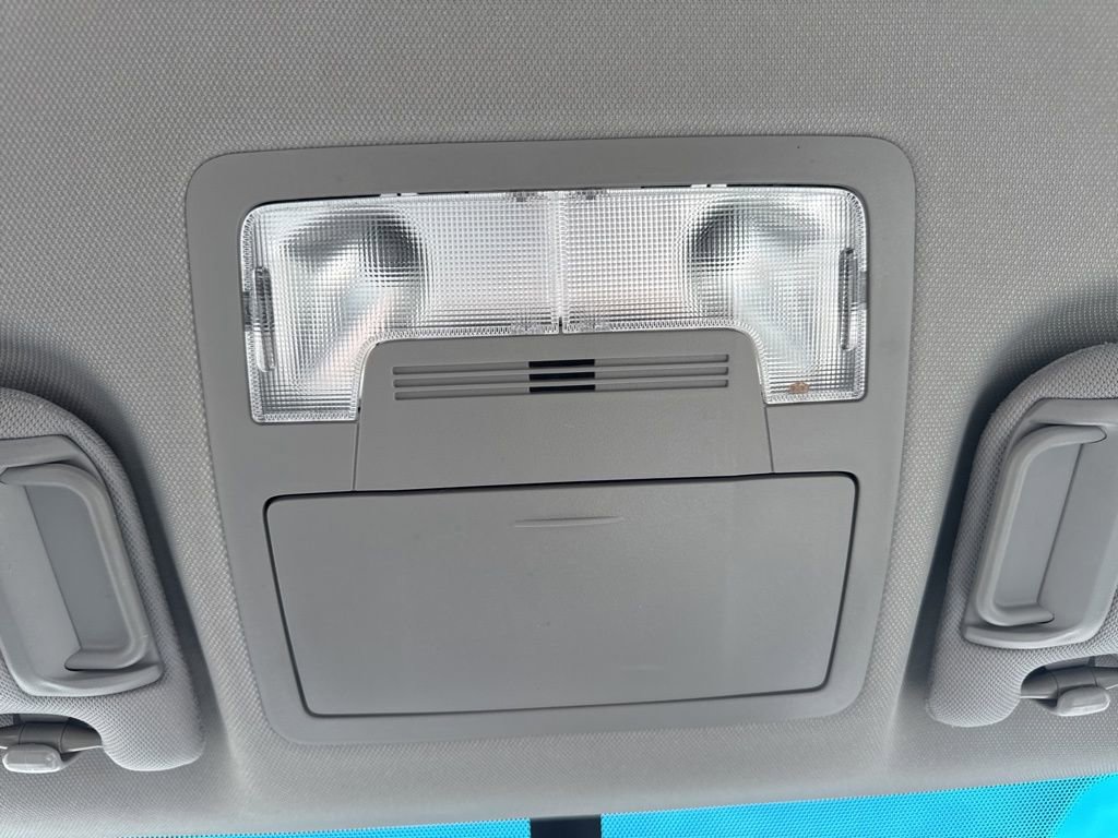 Used 2017 Toyota Camry SE image 21