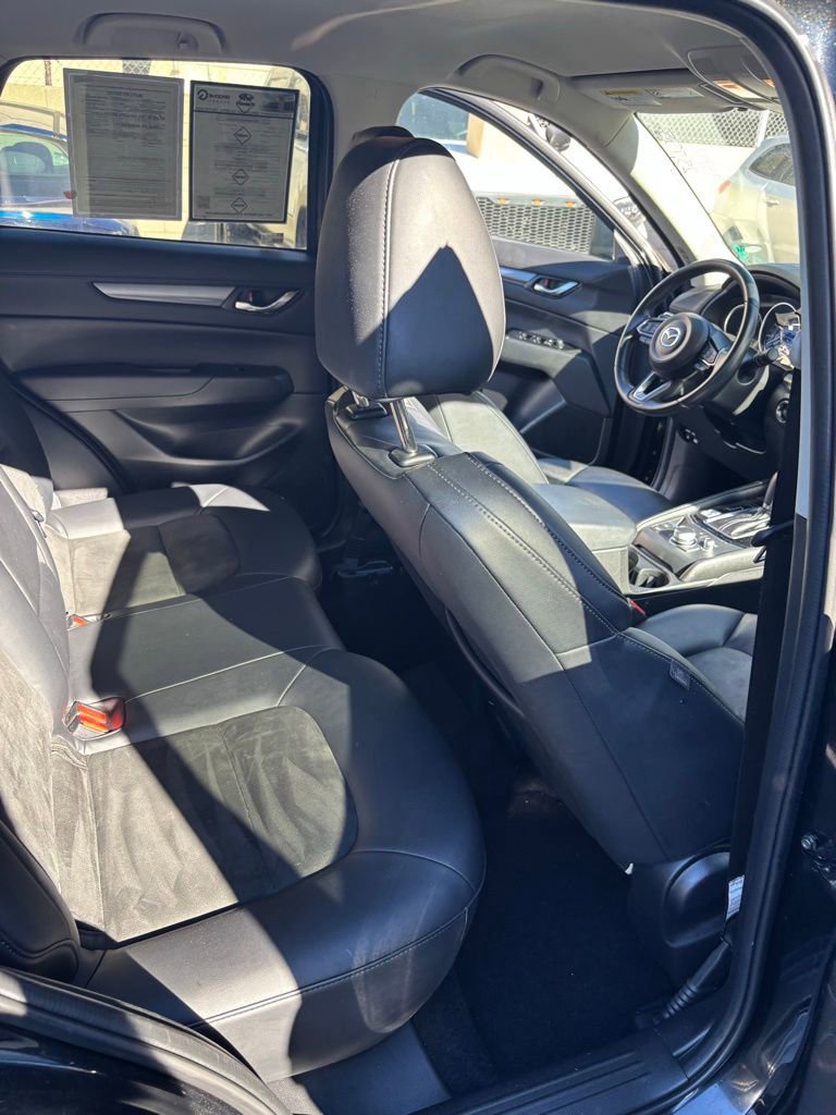 Used 2021 MAZDA CX-5 Touring image 16