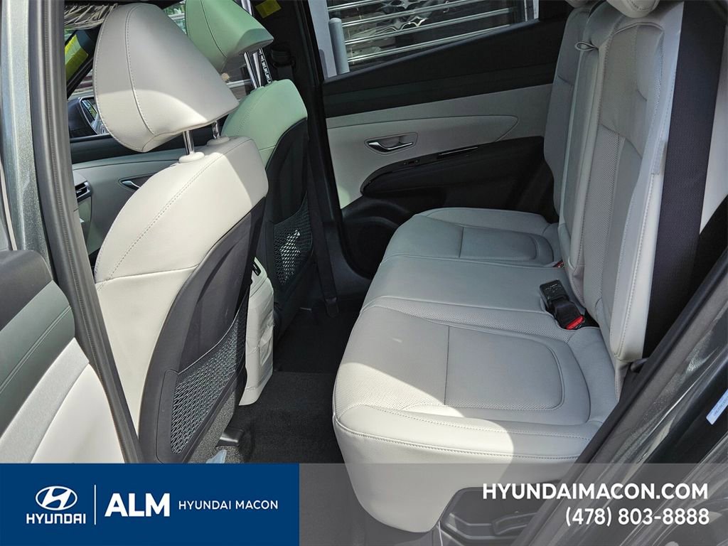 New 2025 Hyundai Tucson Limited image 9
