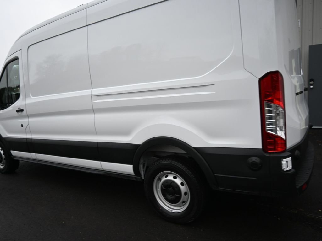 New 2026 Ford Transit 250 148 Medium Roof w/ Load Area Protection Package image 31