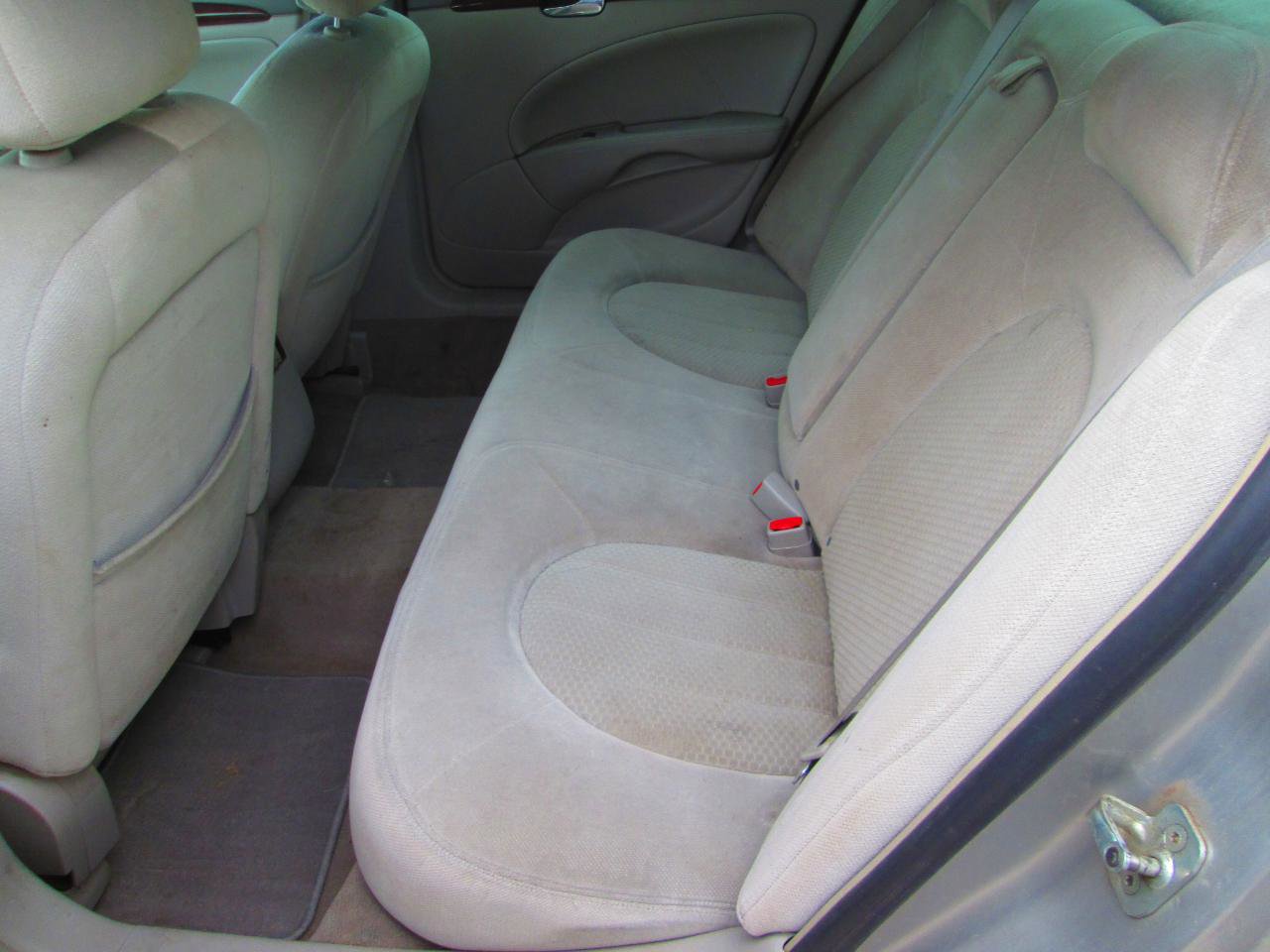 Used 2008 Buick Lucerne CX image 5