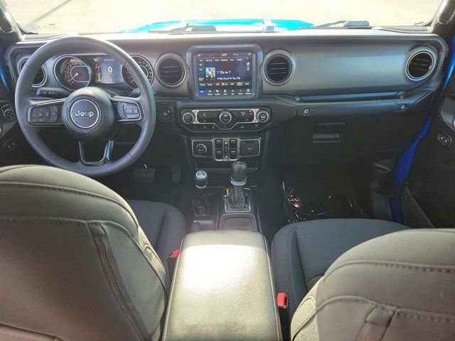 Used 2023 Jeep Gladiator Willys image 20