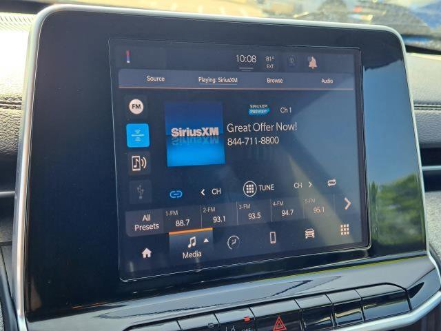 Used 2022 Jeep Compass Latitude image 13