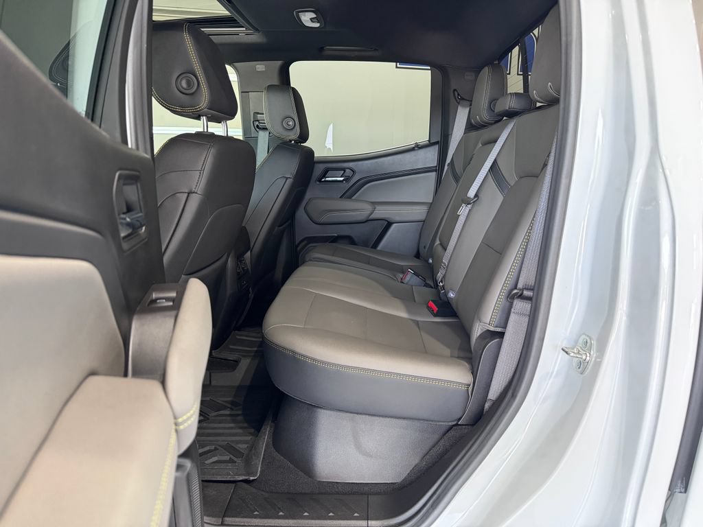 Certified 2025 Chevrolet Colorado ZR2 w/ Technology Package AWD/4WD image 10