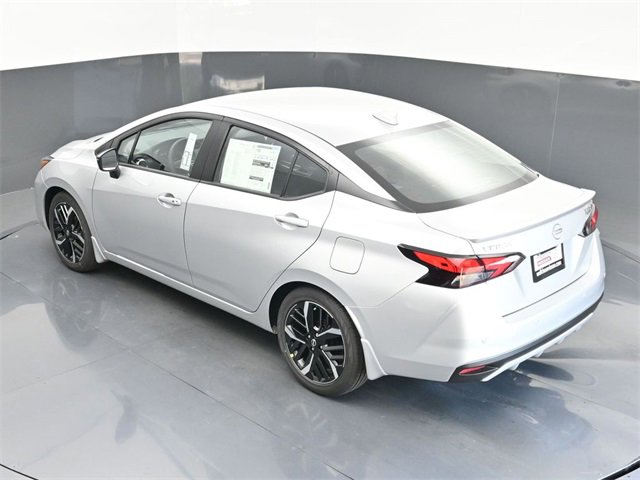 New 2025 Nissan Versa SR w/ Trunk Package image 30