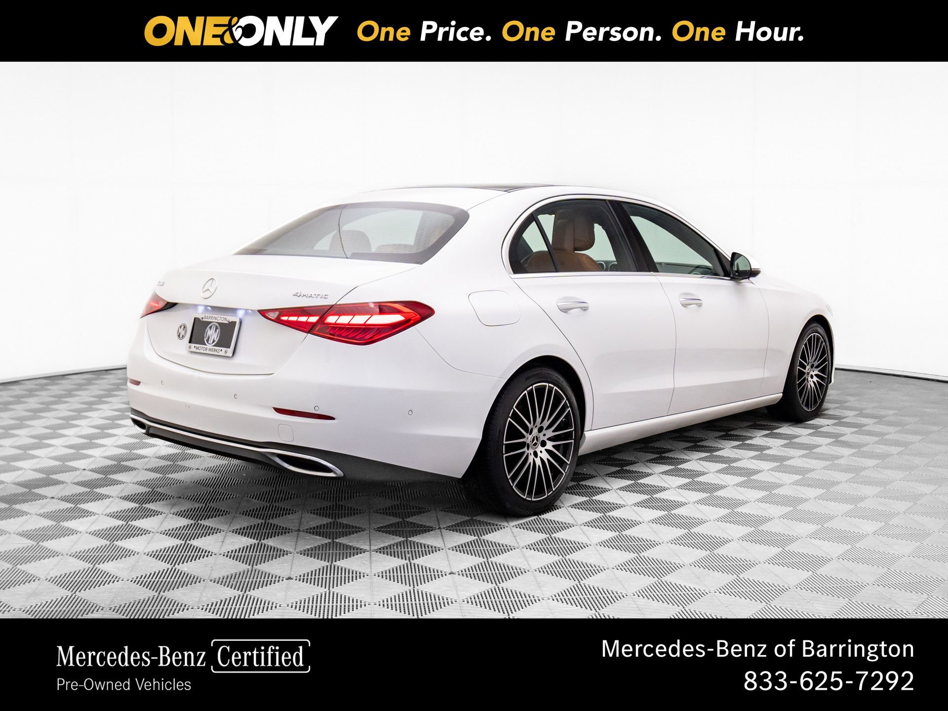 Used 2023 Mercedes-Benz C 300 4MATIC Sedan image 5