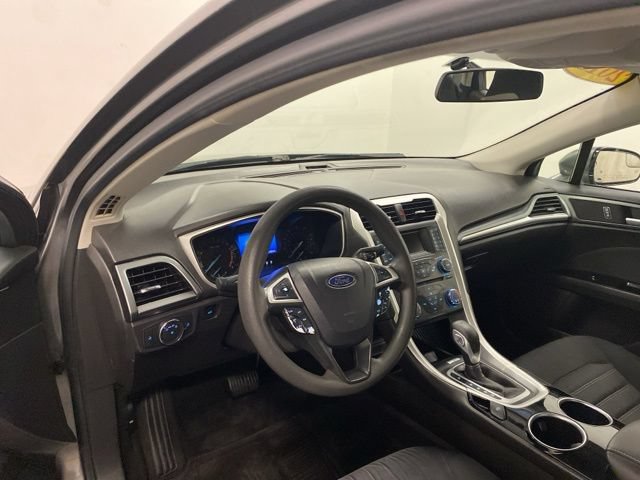 Used 2013 Ford Fusion SE FWD image 7