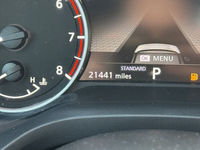 Used 2023 Nissan Rogue SV w/ SV Premium B Package image 17