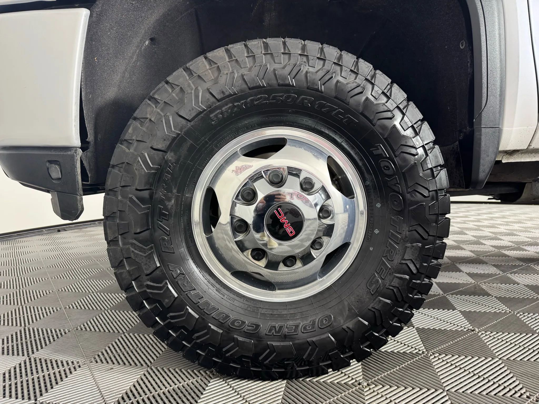 Used 2020 GMC Sierra 3500 Denali w/ Denali Ultimate Package image 47