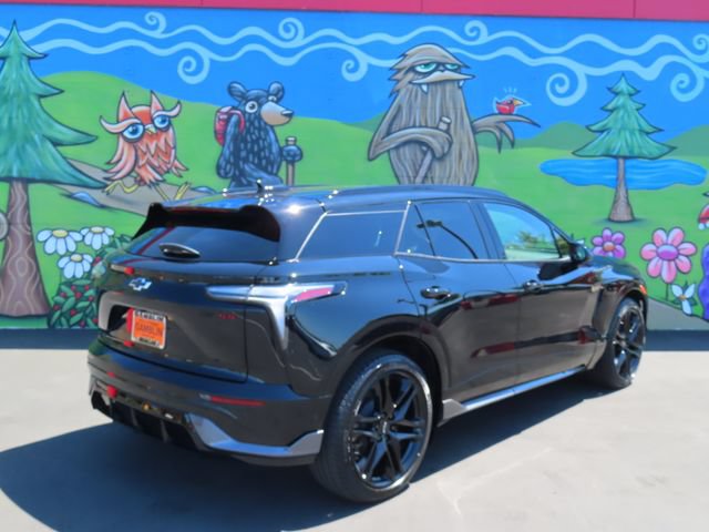 Used 2026 Chevrolet Blazer EV SS w/ LPO, Blackout Package AWD/4WD image 4